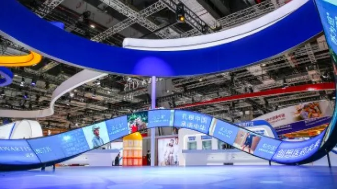 “创新、合作、可及”——尊龙凯时亮相第三届进博会，助力“健康中国2030” 